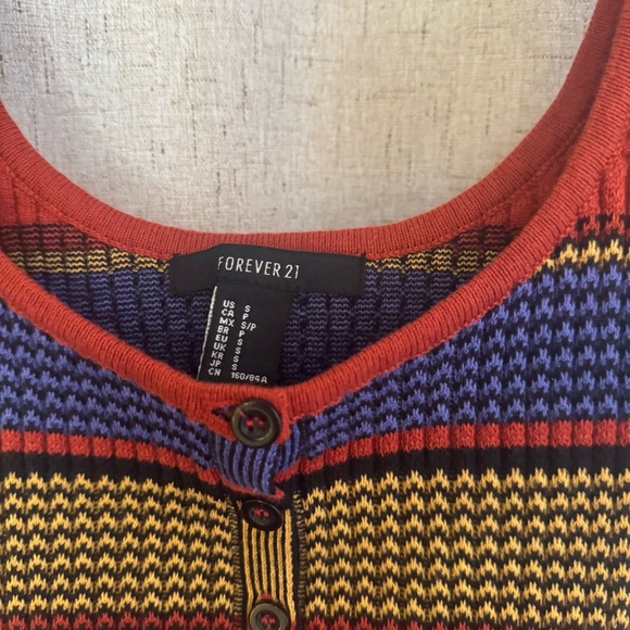 Forever 21 Striped Knit Crop Tank Top with Button Details | Small | NEW - Picture 4 of 4